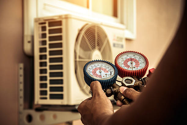 Professional Hvac technician working in Yorkshire, NY
